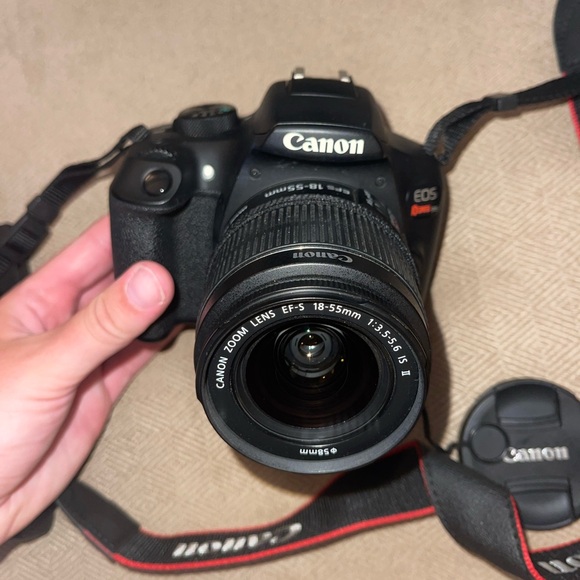 canon rebel t6 w/accessories